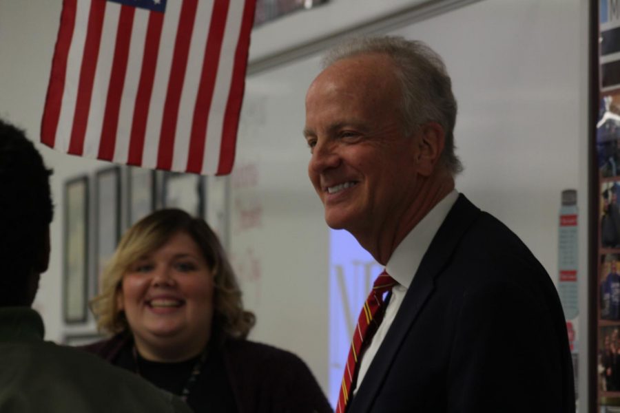Moran+shares+a+joke+with+Ms.+Hedberg+the+culinary+teacher