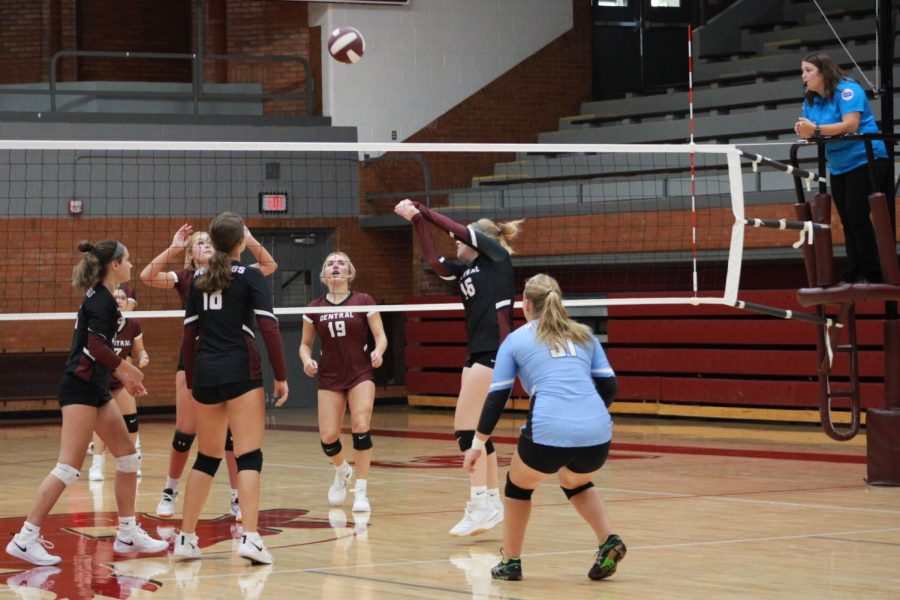 Volleyball Scrimmage 8/26/2022 Photo Gallery