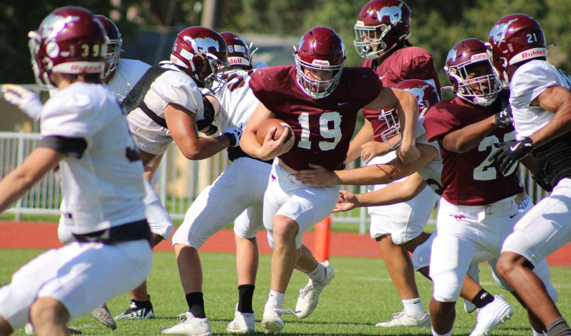 Football Scrimmage Photo Gallery