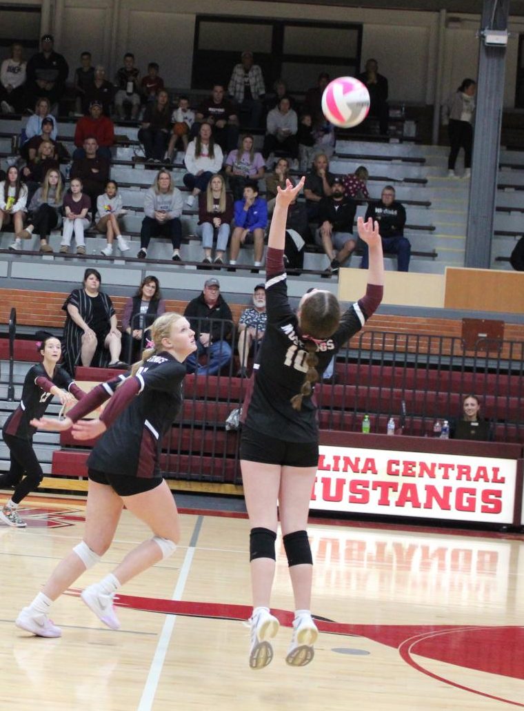 Varsity Volleyball vs. South - Senior Night 10/15 (Photo Gallery)