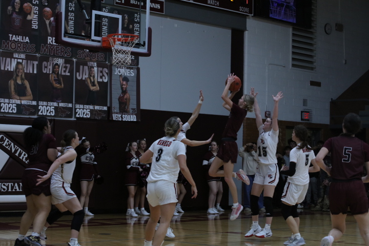 Varsity Girls Basketball vs. Wamego SIT 1/23 Photo Gallery