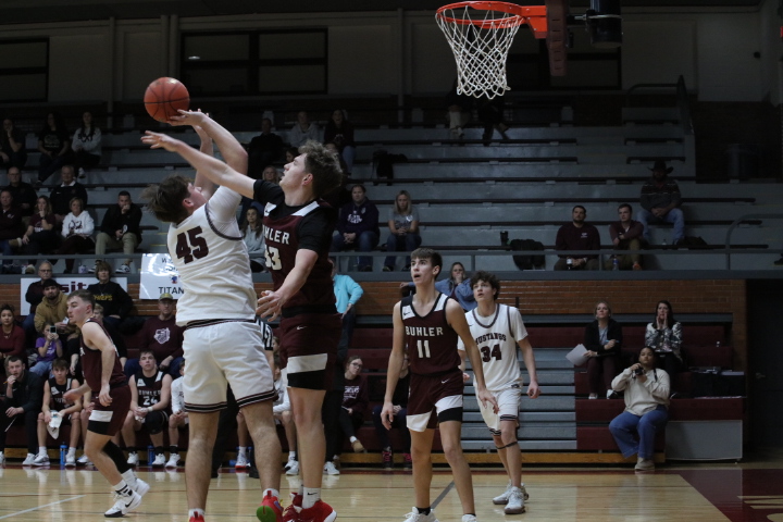 Varsity Boys Basketball vs. Buhler SIT 1/23 Photo Gallery