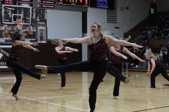 Varsity Girls Basketball vs. Wamego SIT 1/23 Photo Gallery