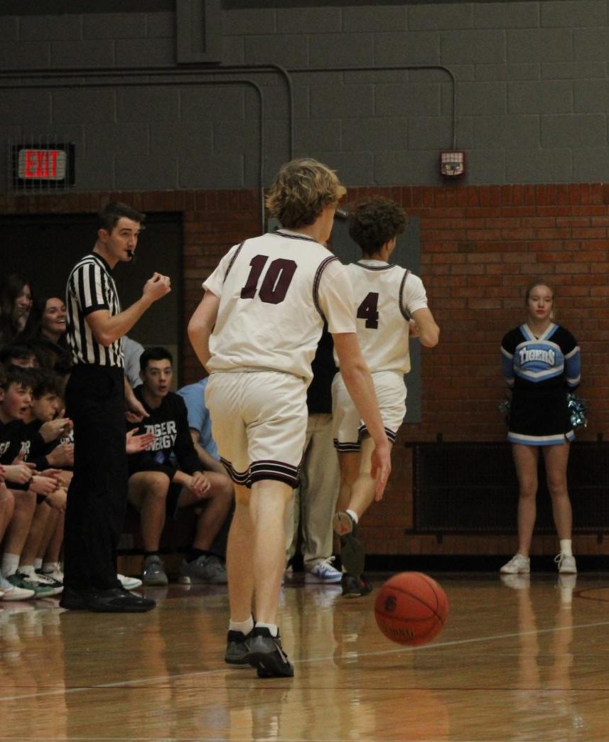 Varsity Boys Basketball vs. Eisenhower 1/17 Photo Gallery