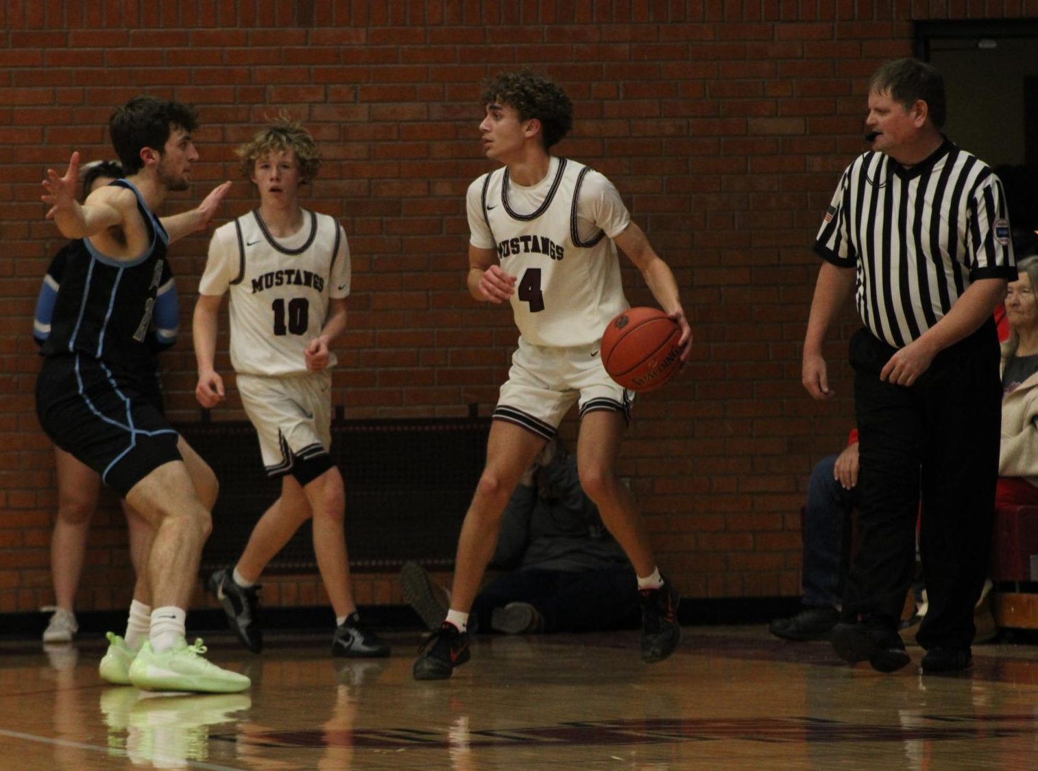 Varsity Boys Basketball vs. Eisenhower 1/17 Photo Gallery