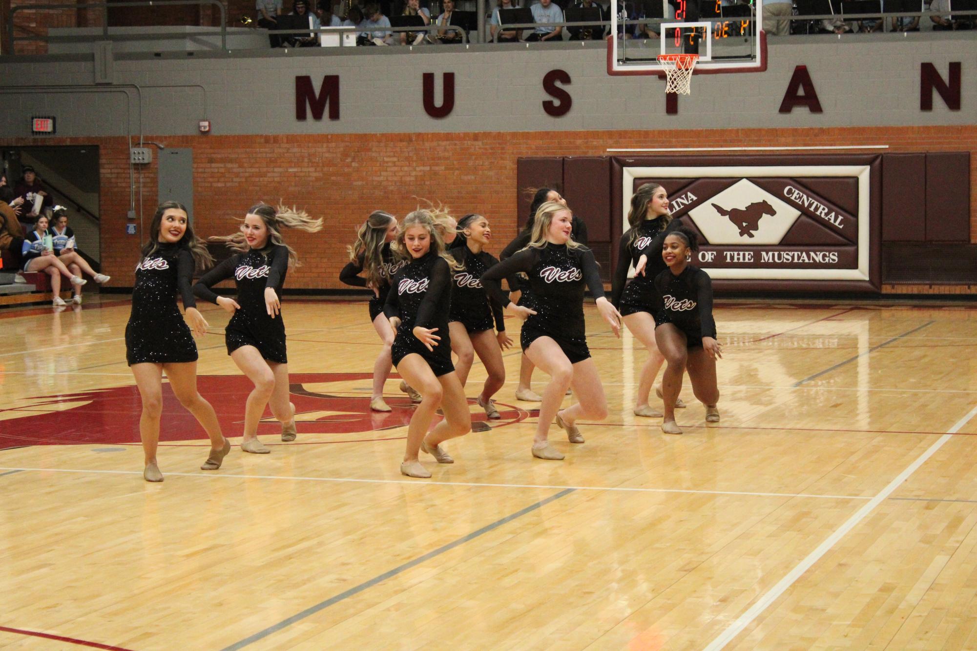 Varsity Boys Basketball vs. Eisenhower 1/17 Photo Gallery