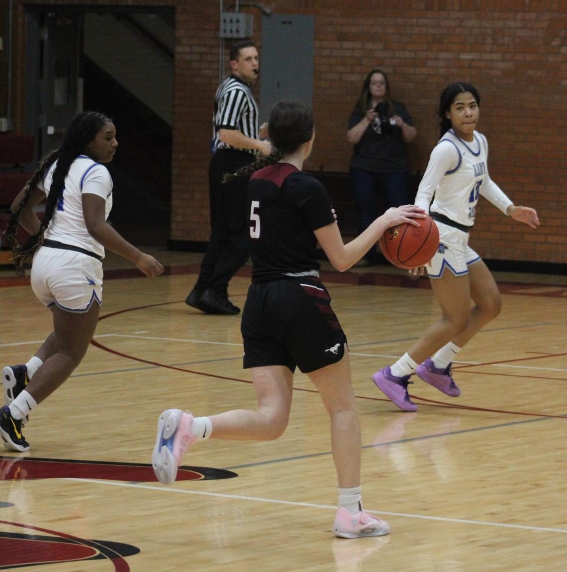 Varsity Girls Basketball vs. Junction City SIT 1/24 Photo Gallery