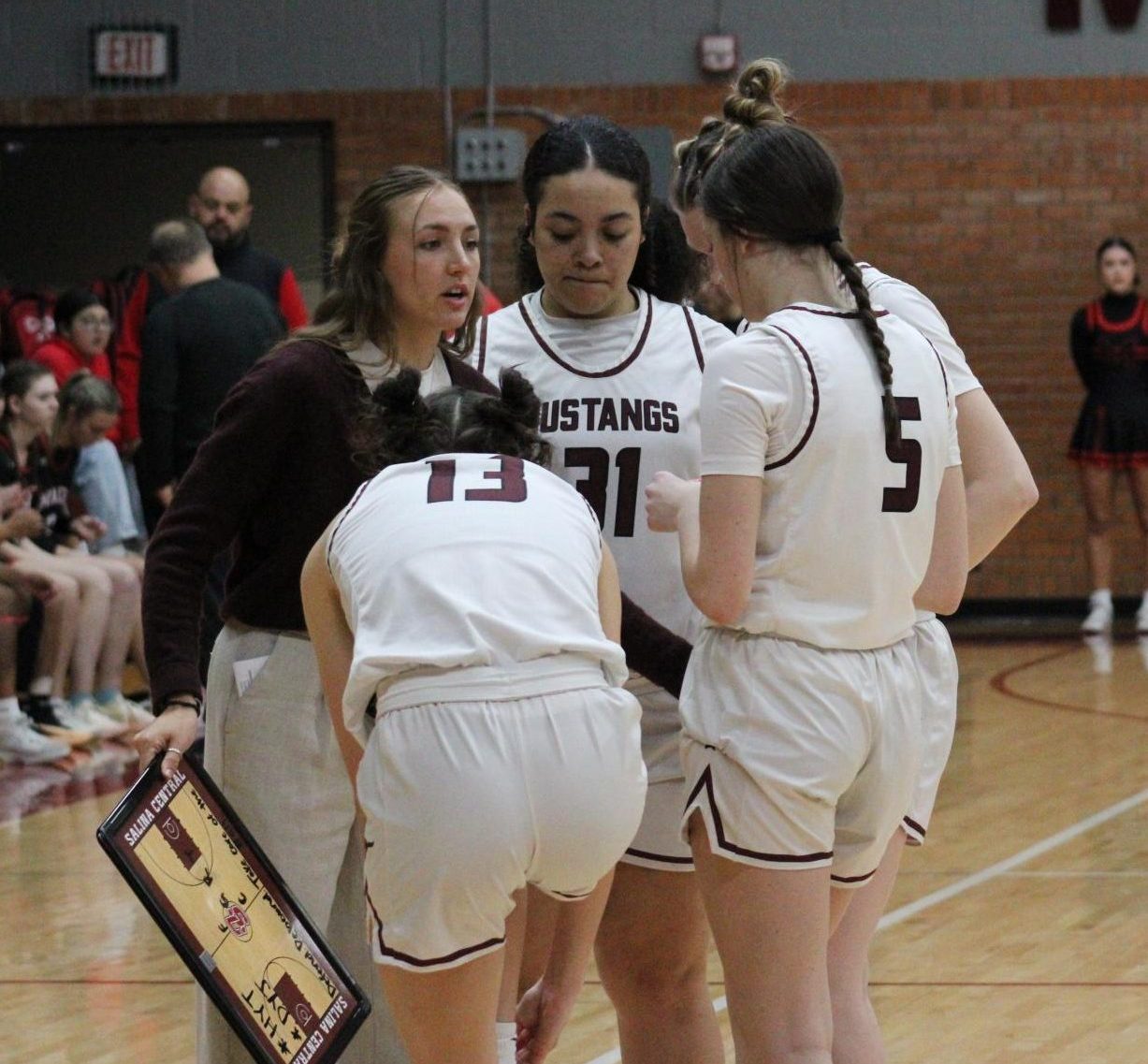 Varsity Girls Basketball vs. Maize 2/4 Photo Gallery