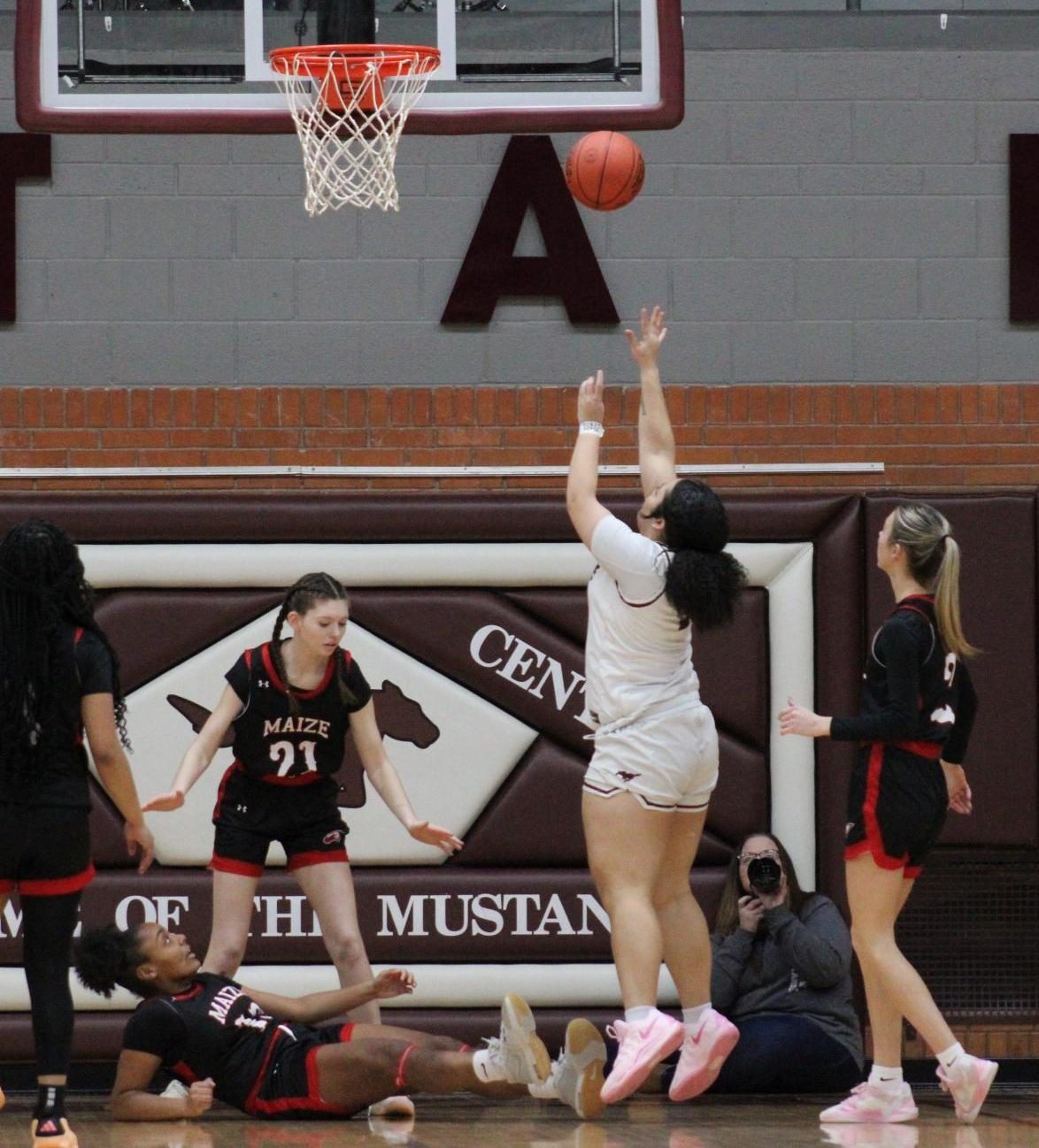 Varsity Girls Basketball vs. Maize 2/4 Photo Gallery