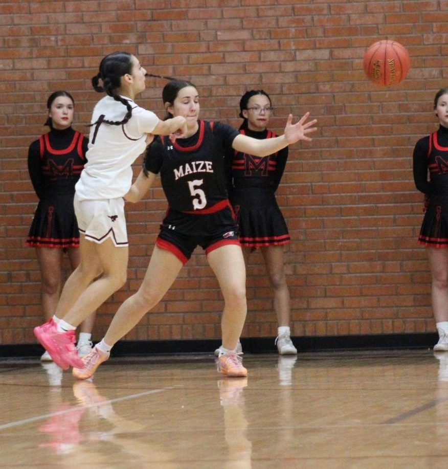 Varsity Girls Basketball vs. Maize 2/4 Photo Gallery