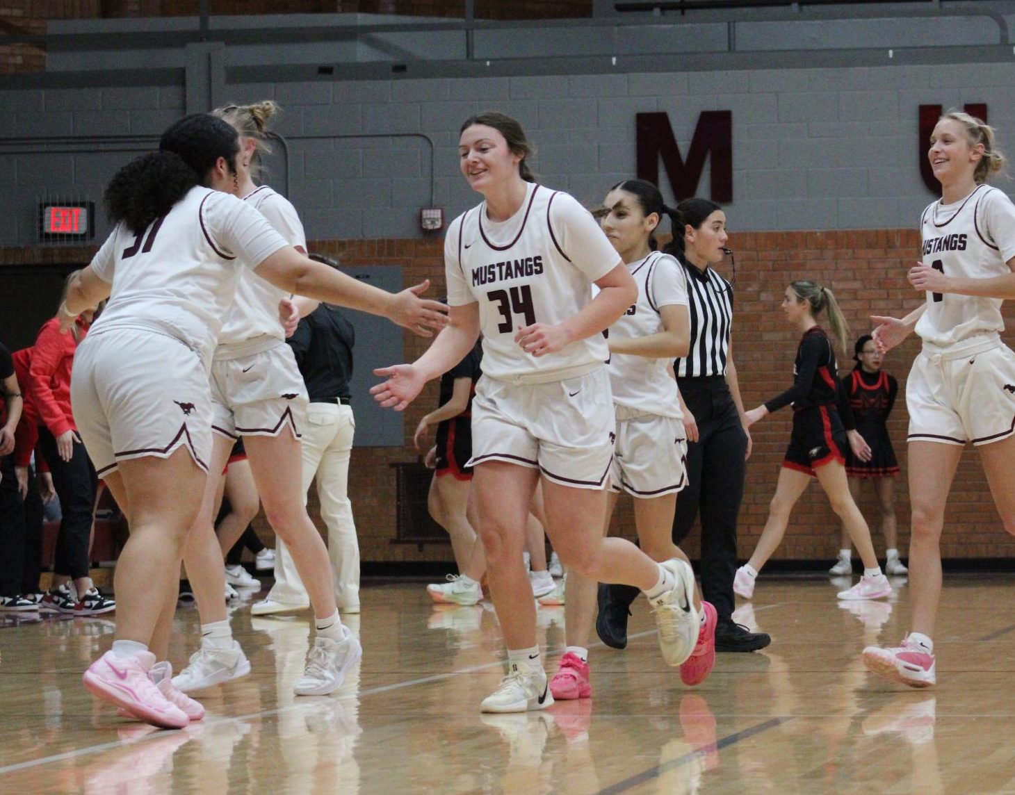 Varsity Girls Basketball vs. Maize 2/4 Photo Gallery