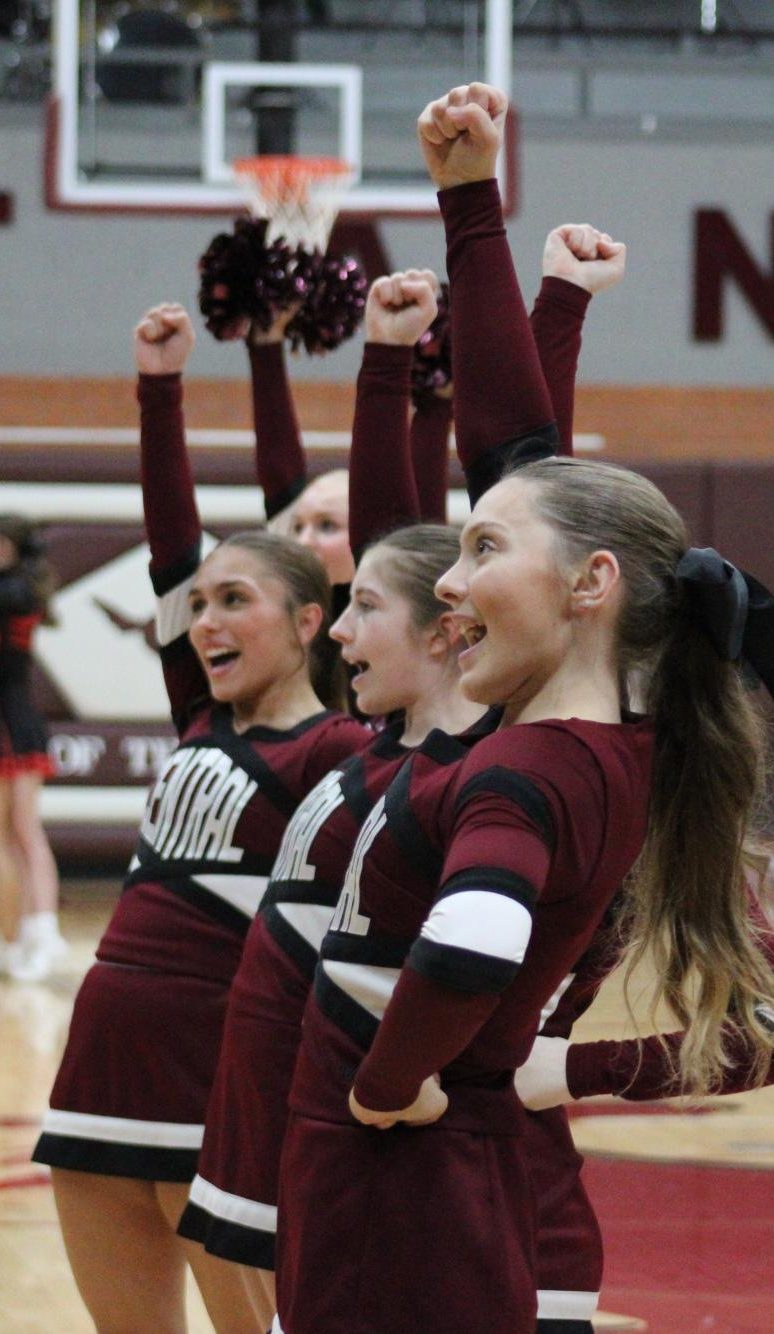 Varsity Girls Basketball vs. Maize 2/4 Photo Gallery