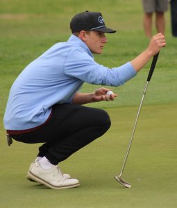 Varsity Golf @ Muni 4/25 Photo Gallery