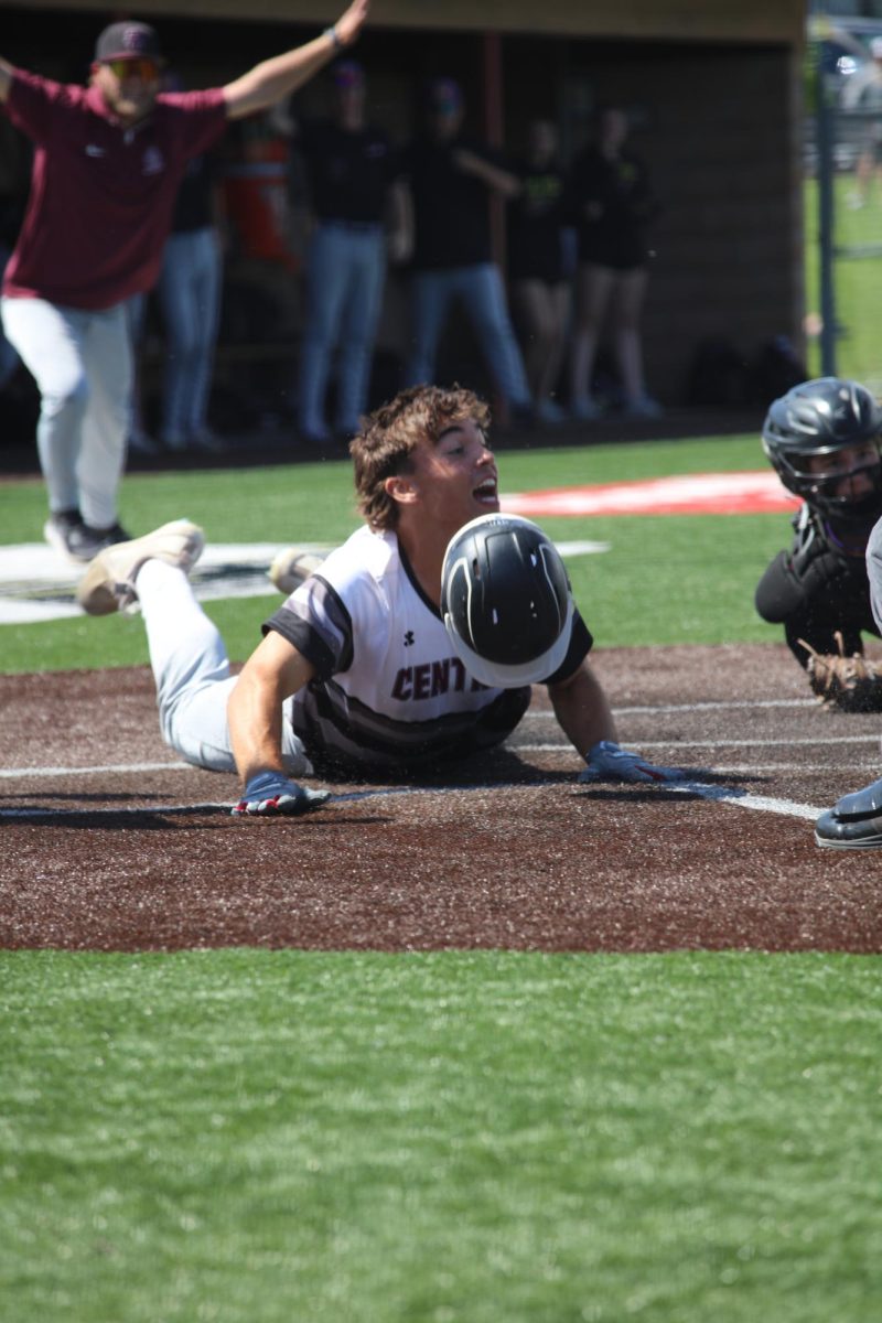 Varsity Regional Baseball vs. Valley Center 5/21 Photo Gallery
