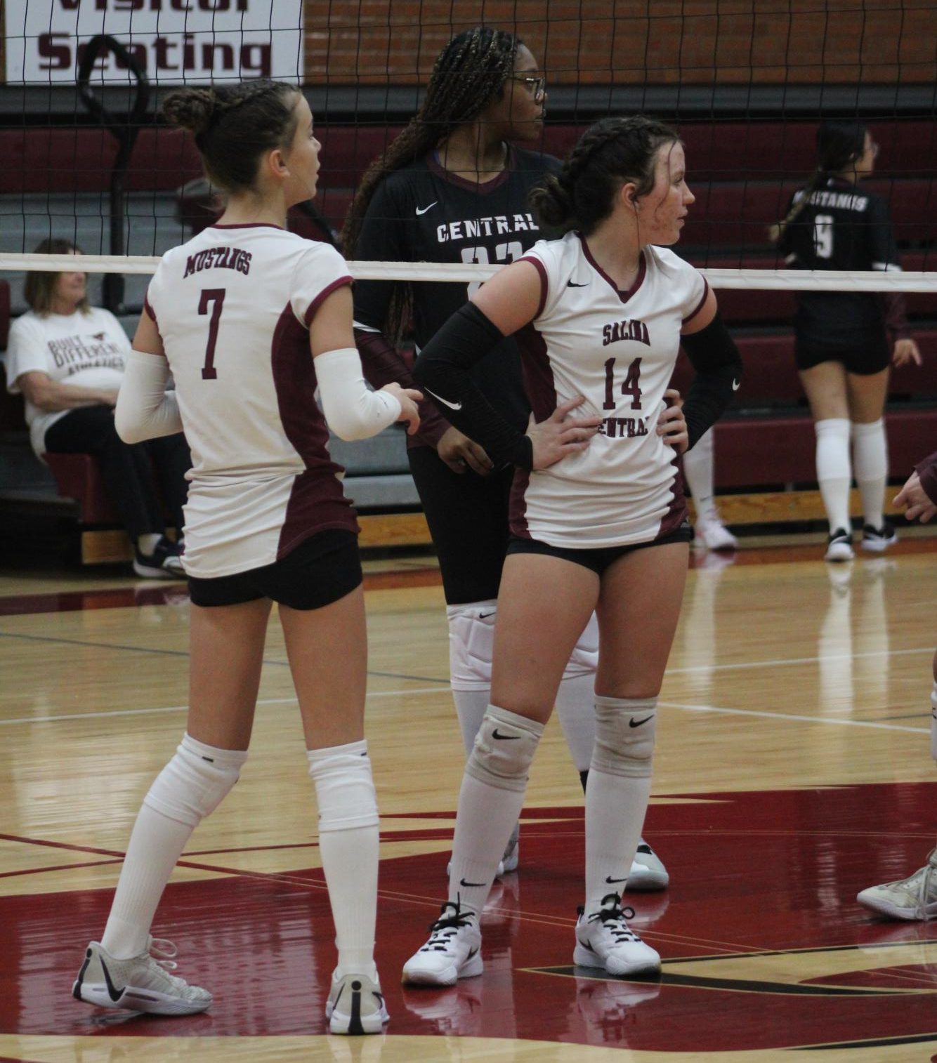 Volleyball Gator Bowl 8/28 Photo Gallery
