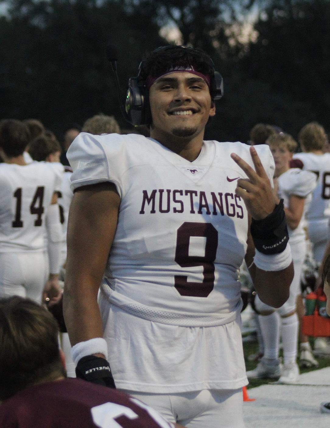 Varsity Football Gator Bowl 8/29 Photo Gallery