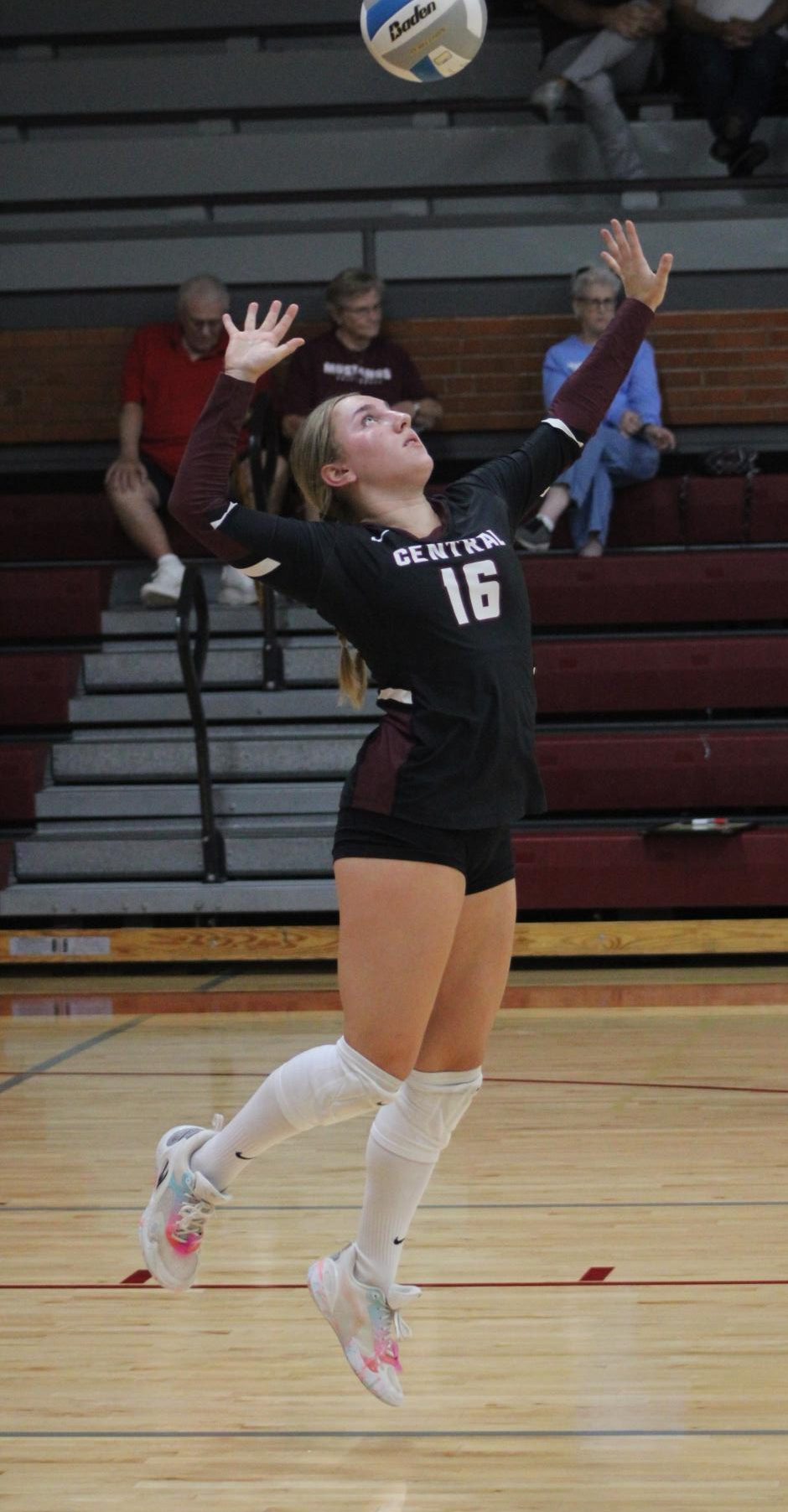 Varsity Volleyball 9/30 Photo Gallery