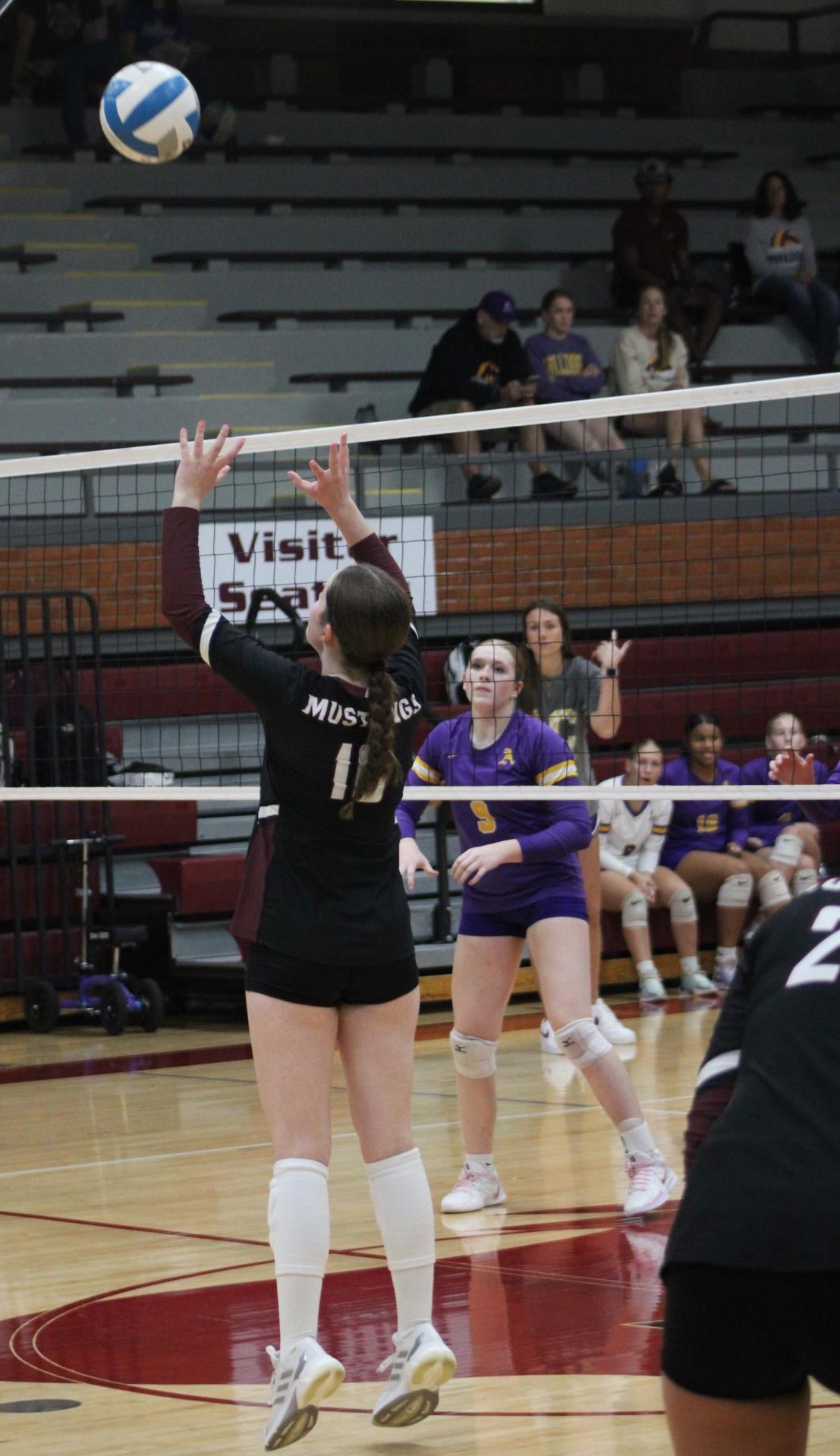 Varsity Volleyball 9/30 Photo Gallery