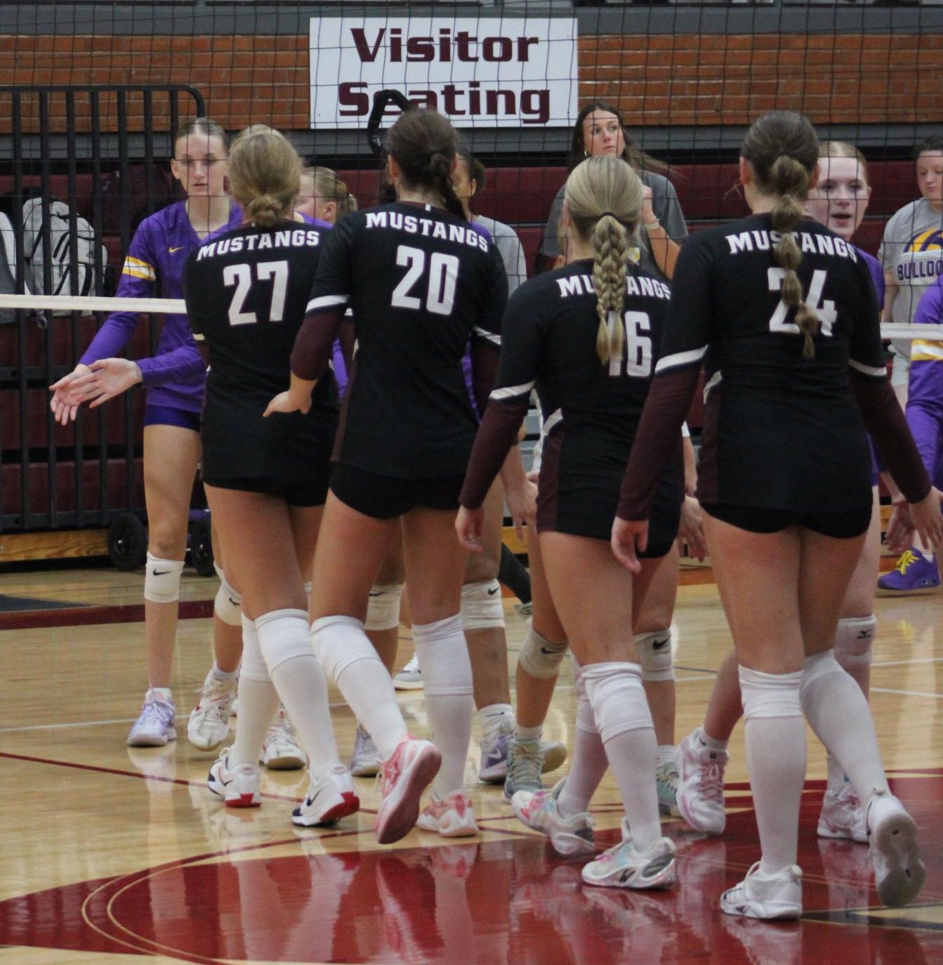 Varsity Volleyball 9/30 Photo Gallery