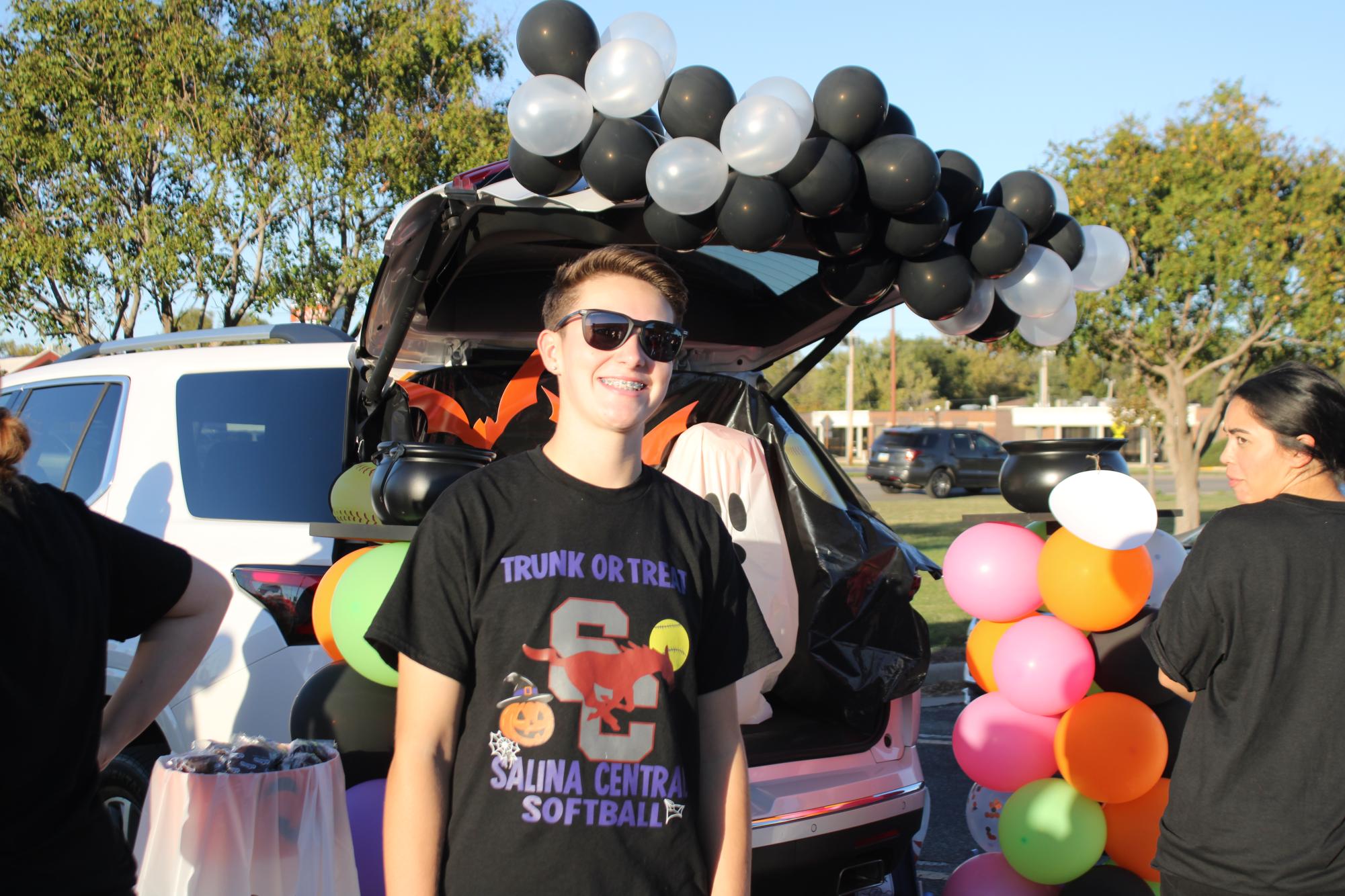 Trunk-or-treat Photo Gallery 10/22