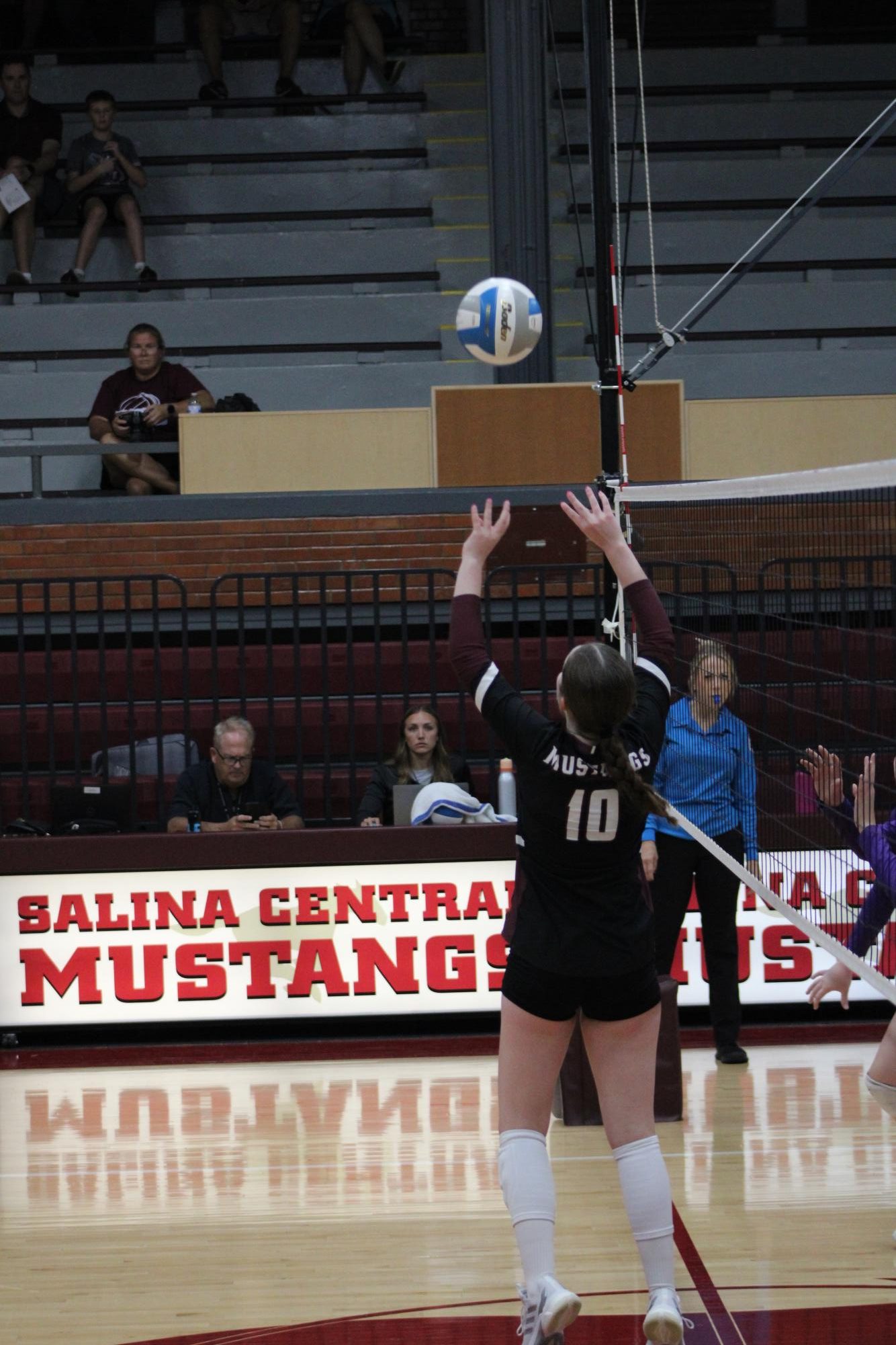 Varsity Volleyball 9/30 Photo Gallery
