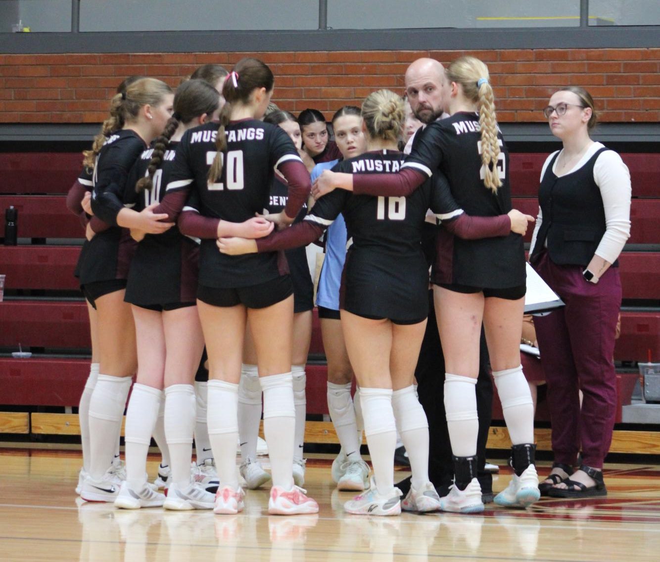 Varsity Volleyball vs. Eisenhower 10/9 (Senior Night) Photo Gallery