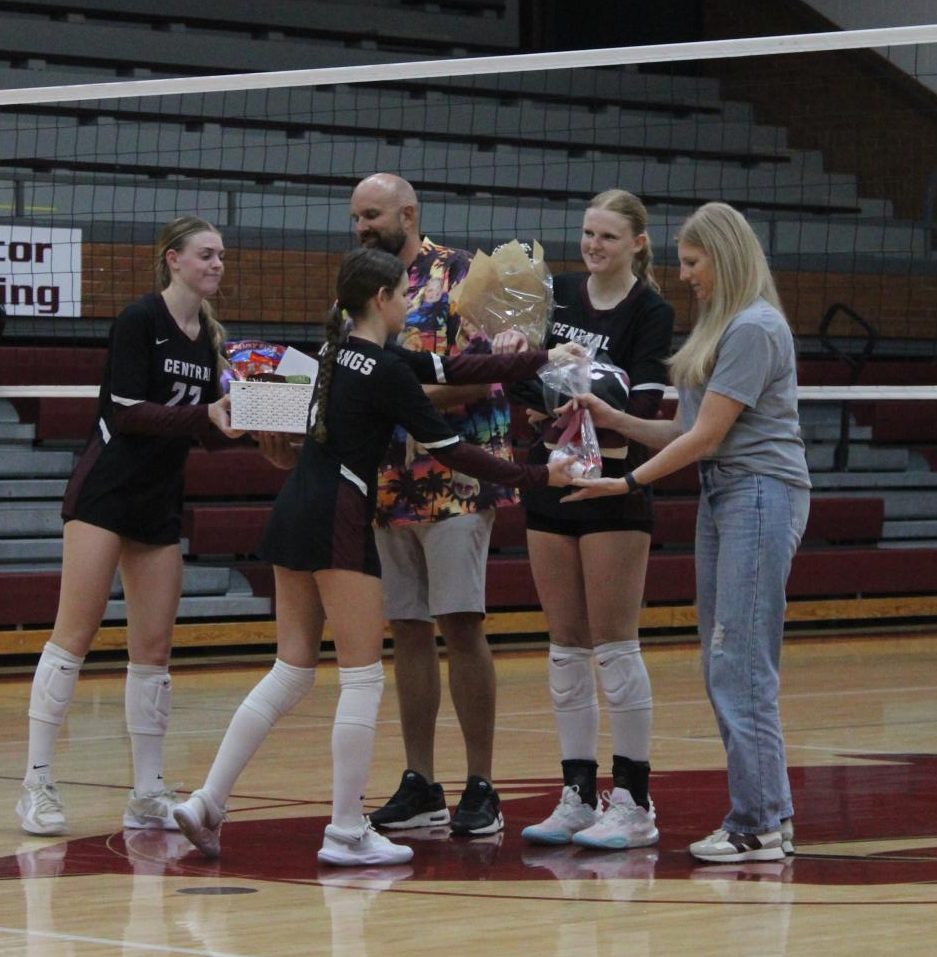 Varsity Volleyball vs. Eisenhower 10/9 (Senior Night) Photo Gallery