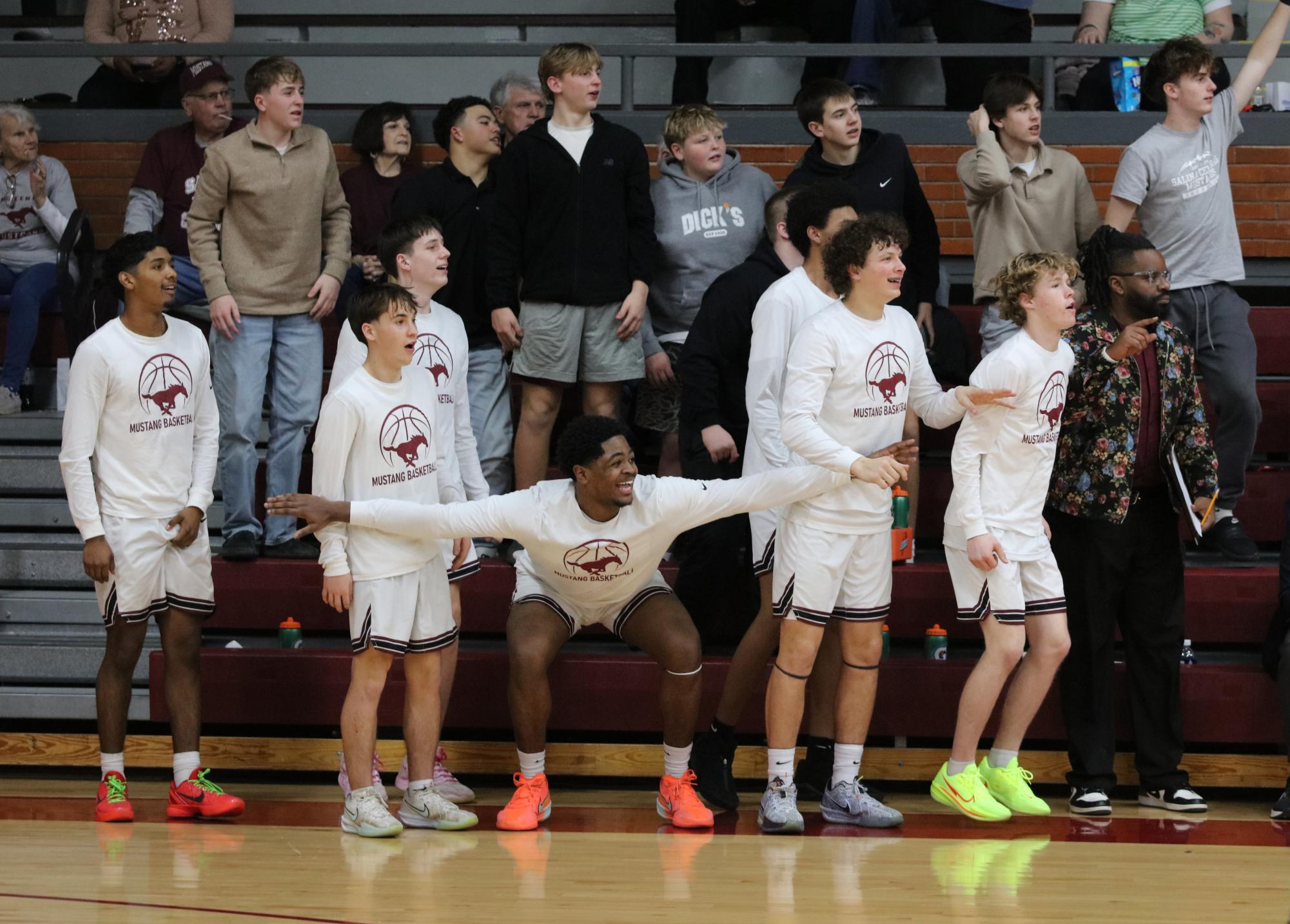 Varsity Boys Basketball vs. Ark City 1/13 Photo Gallery