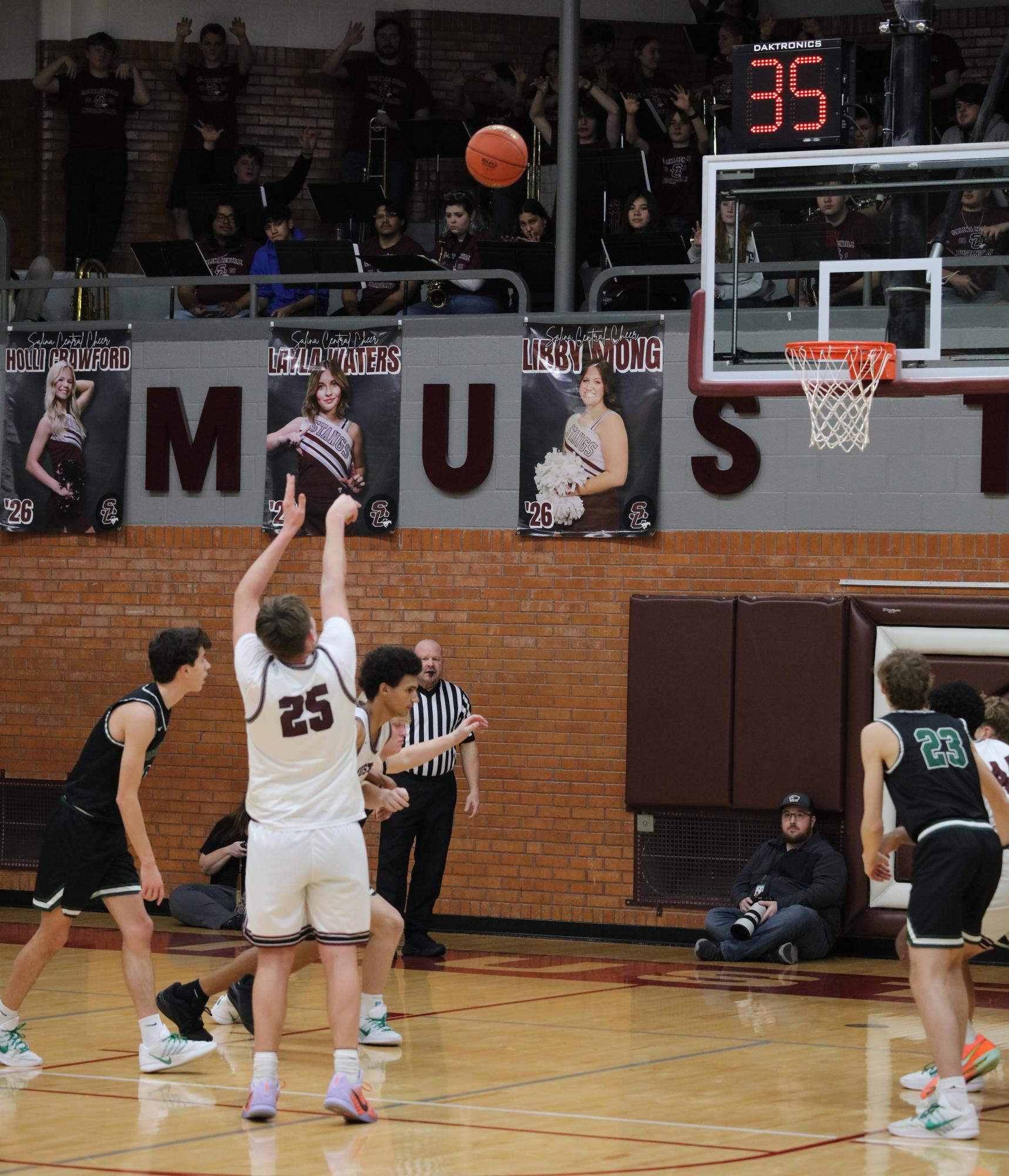 Varsity Boys Basketball vs. De Soto 1/22 (SIT) Photo Gallery