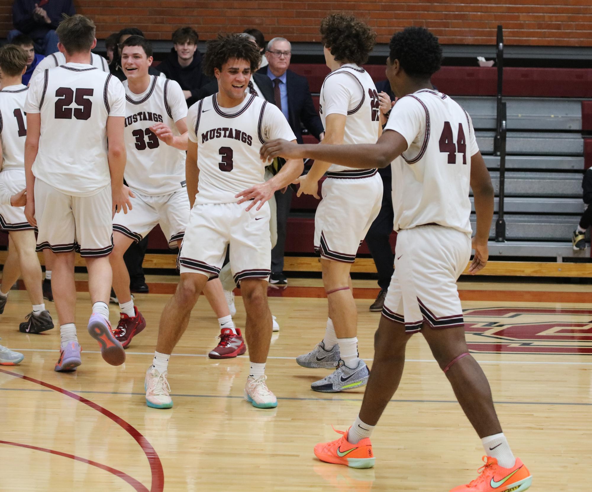 Varsity Boys Basketball vs. De Soto 1/22 (SIT) Photo Gallery