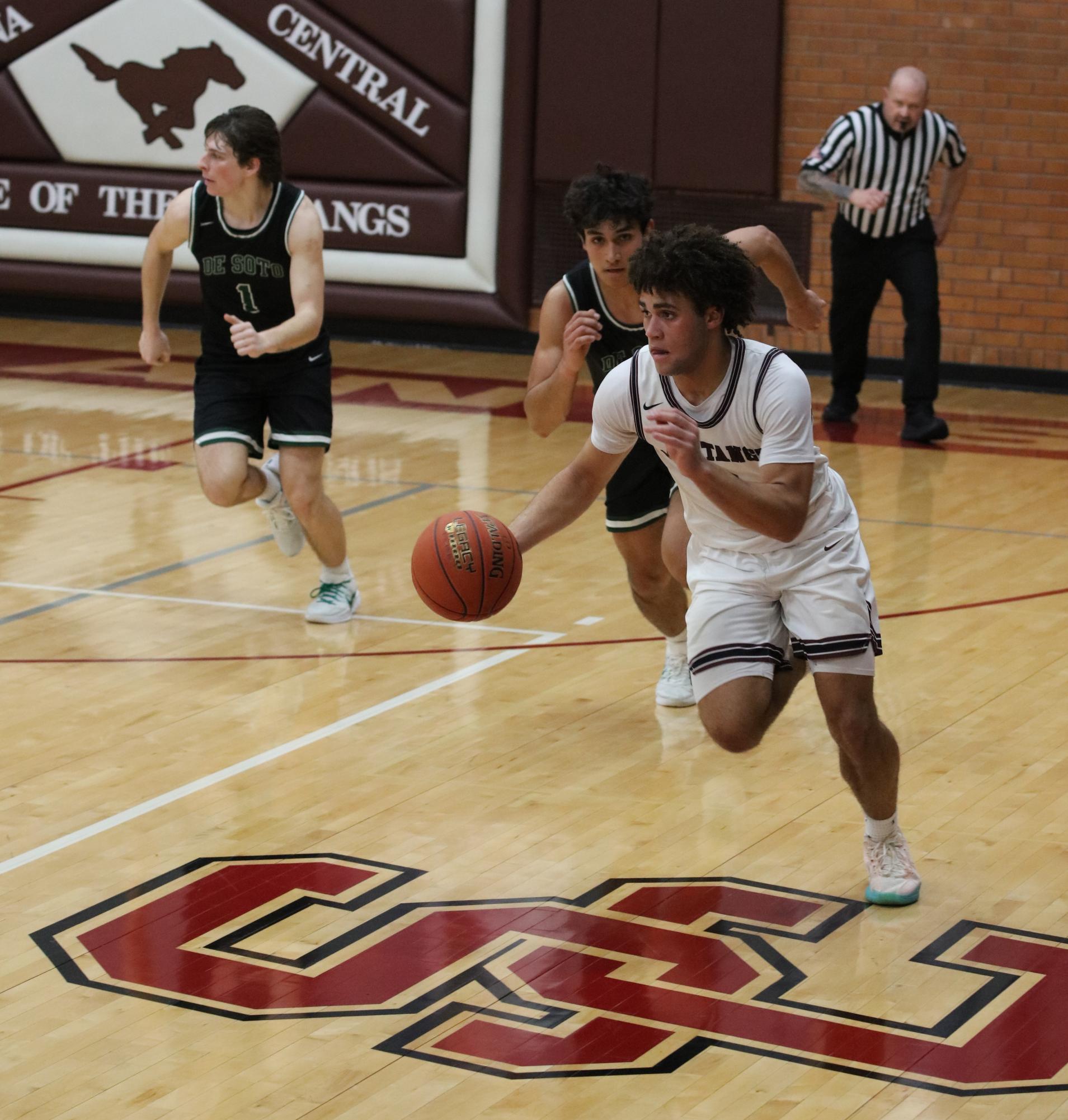Varsity Boys Basketball vs. De Soto 1/22 (SIT) Photo Gallery