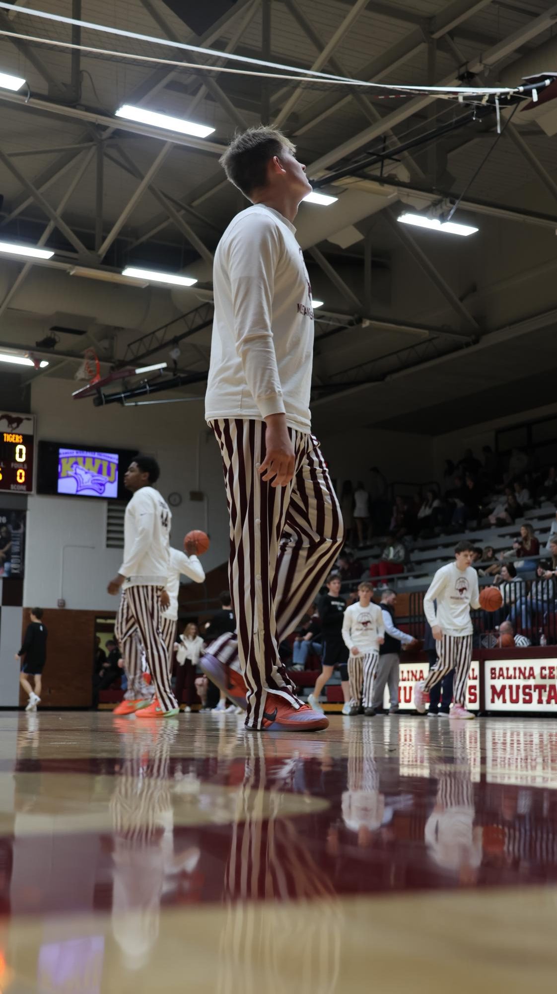 Varsity Boys Basketball vs. Eisenhower 1/16 Photo Gallery