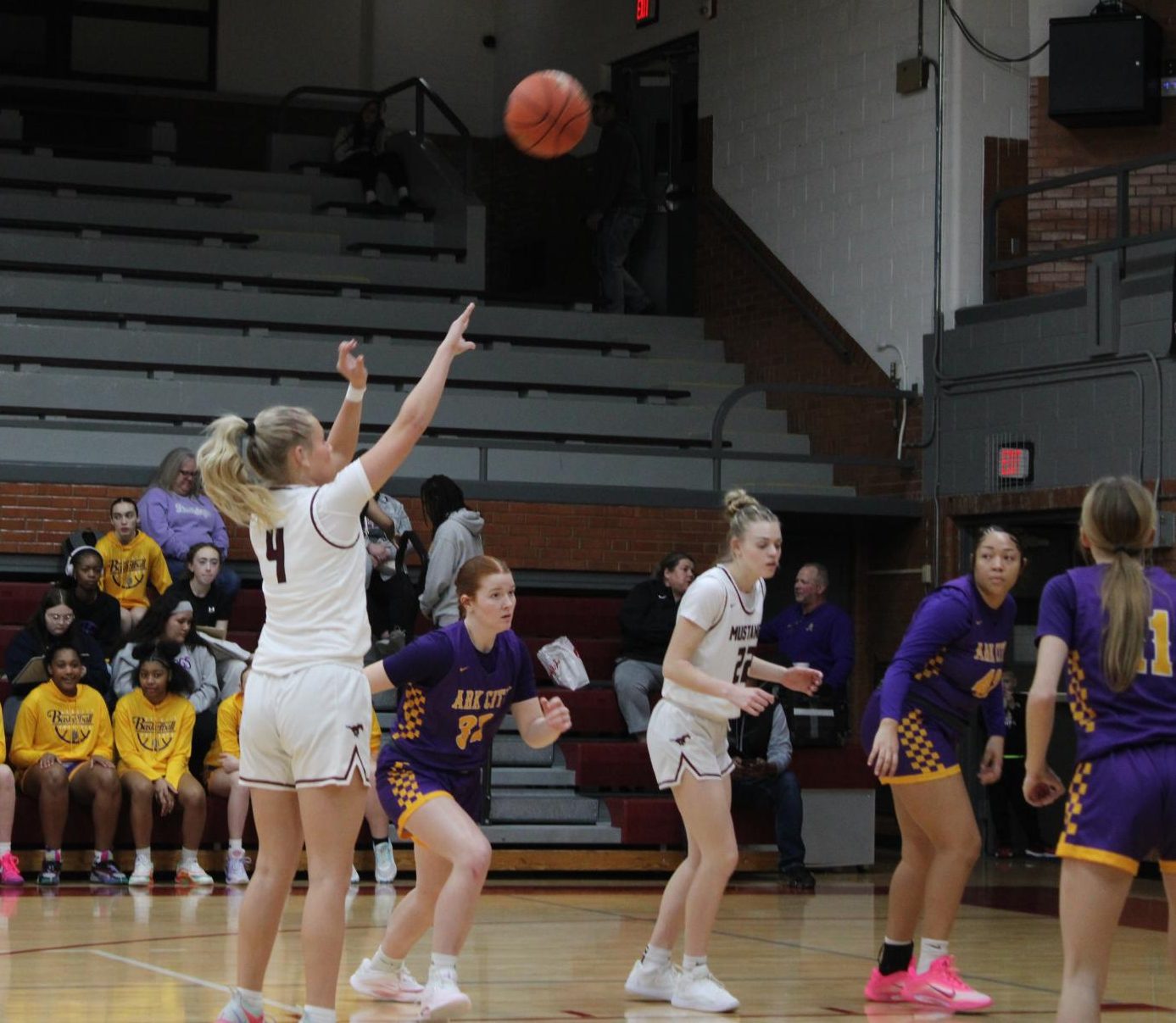 Varsity Girls Basketball vs. Ark City 1/13 Photo Gallery