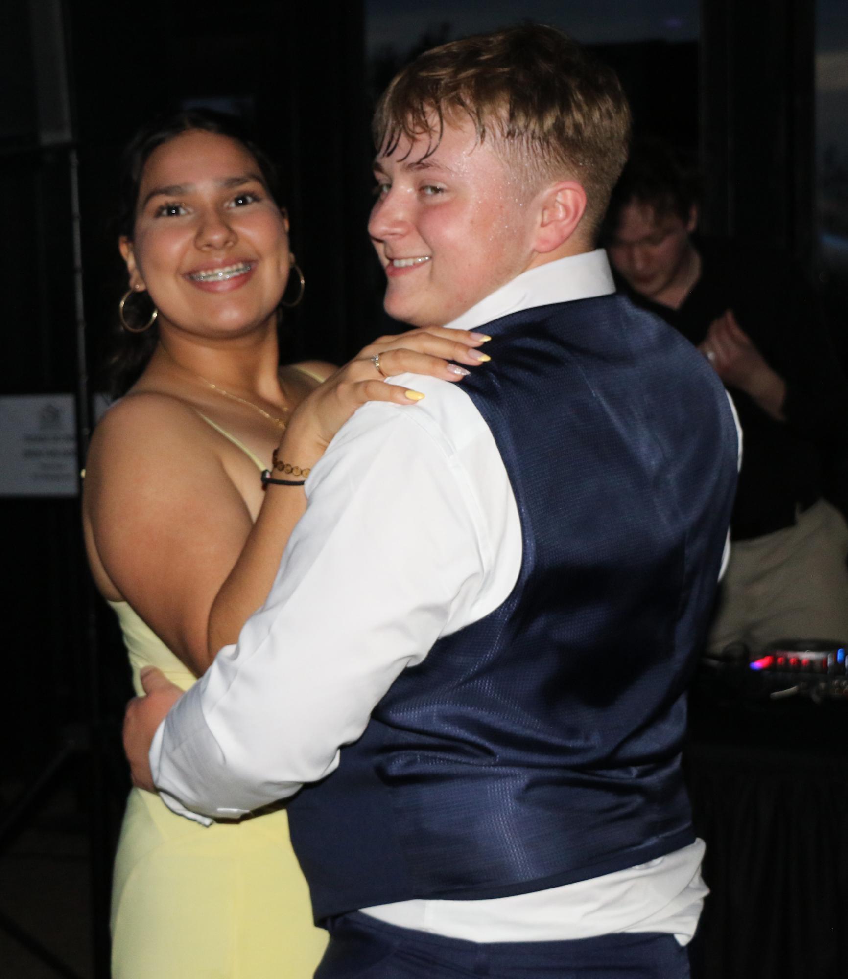 Prom 4/11 Photo Gallery